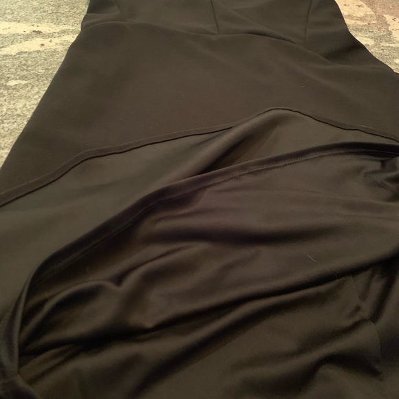 Express Ruffle Dress - Picture 5 of 5